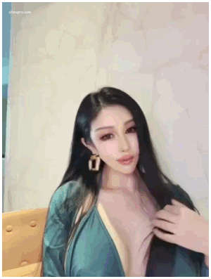 田冰冰 黑人大鸡巴插逼自慰