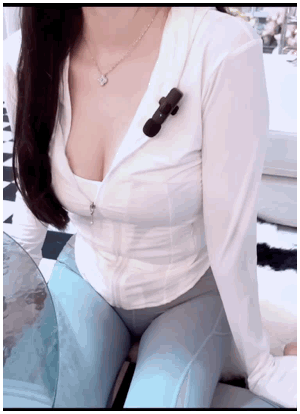 杨晨晨最新正价福利视频，AV剧情演绎《猛男的大力冲击》