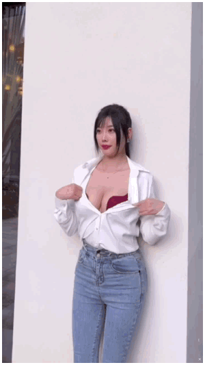 杨晨晨写真花絮 完美的身材