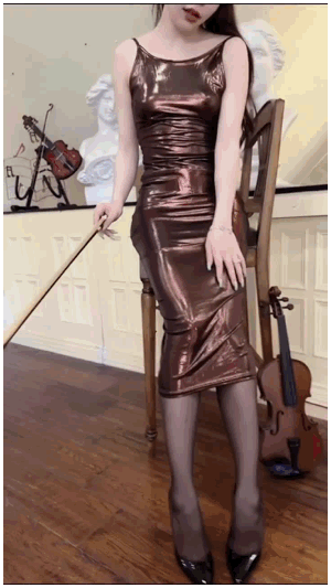 芝芝剧情黑丝在小阁楼上琴弦摩擦叫chuan不断